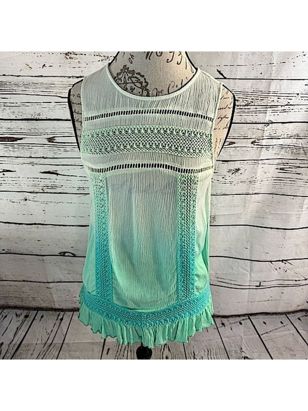 Green Dragon Ombré Tank Top with Lace Detail Green Small